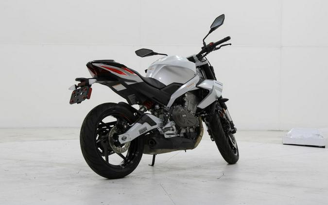 2026 Aprilia Tuono 457
