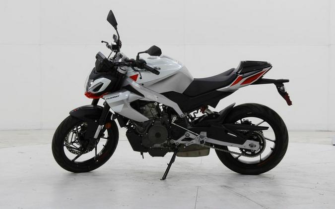2026 Aprilia Tuono 457