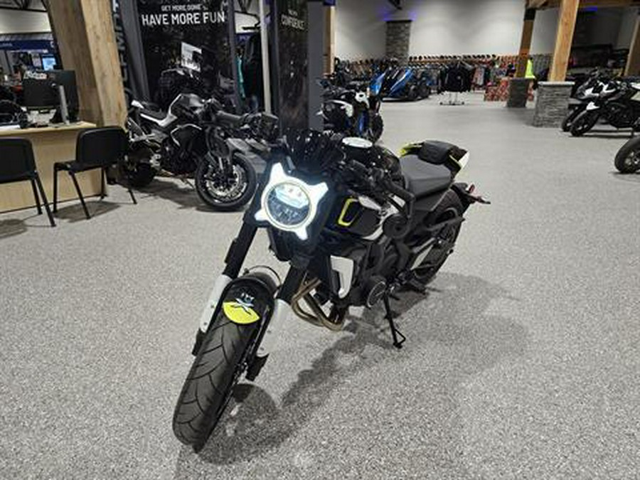 2024 CFMOTO 700CL-X Sport