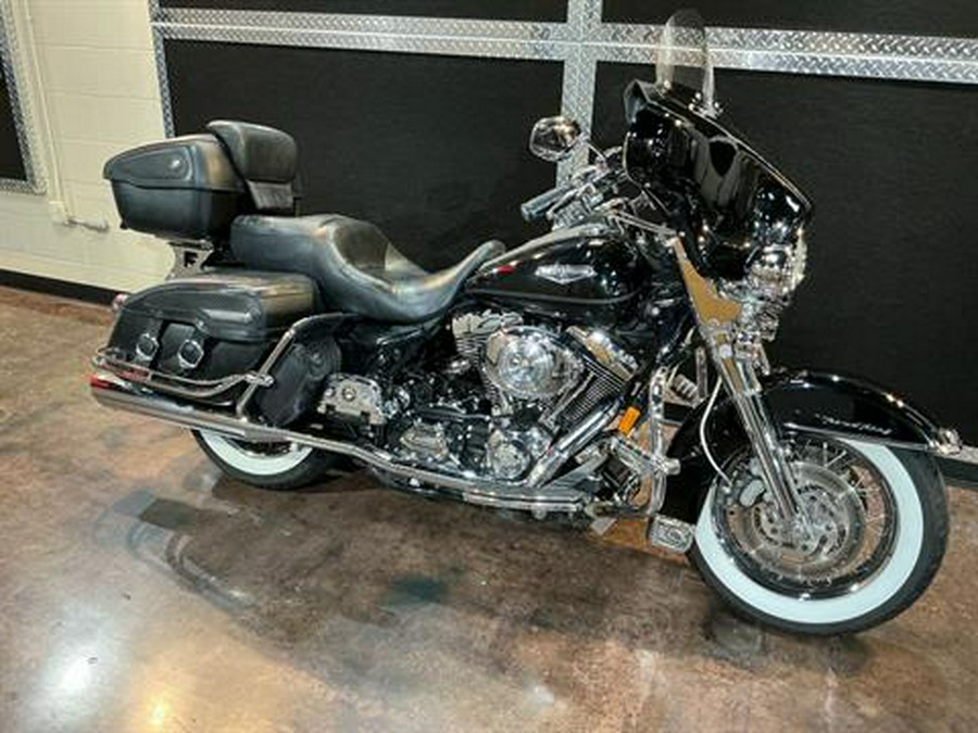 2005 Harley-Davidson FLHRCI Road King® Classic