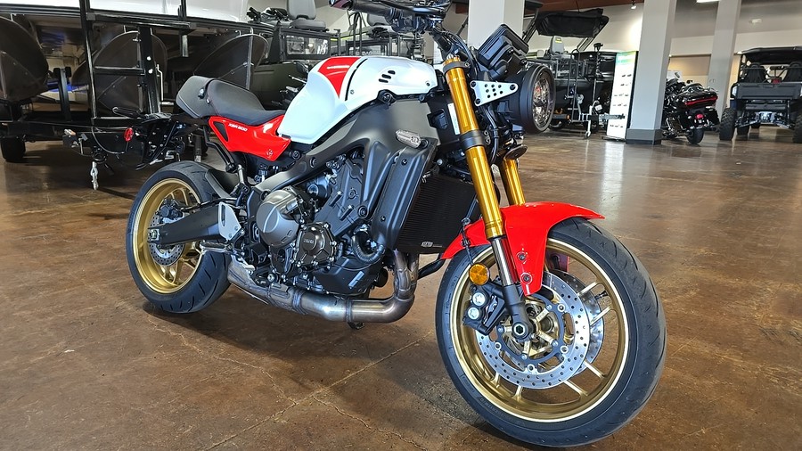 2025 Yamaha XSR900SW