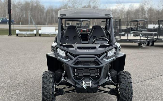 2024 Can-Am® Commander MAX XT 700