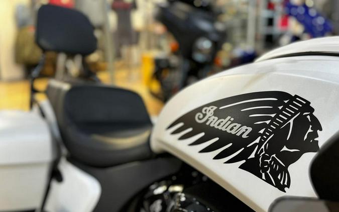 2020 Indian Motorcycle® Challenger Dark Horse White Smoke