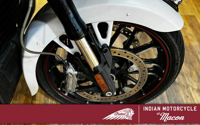 2020 Indian Motorcycle® Challenger Dark Horse White Smoke