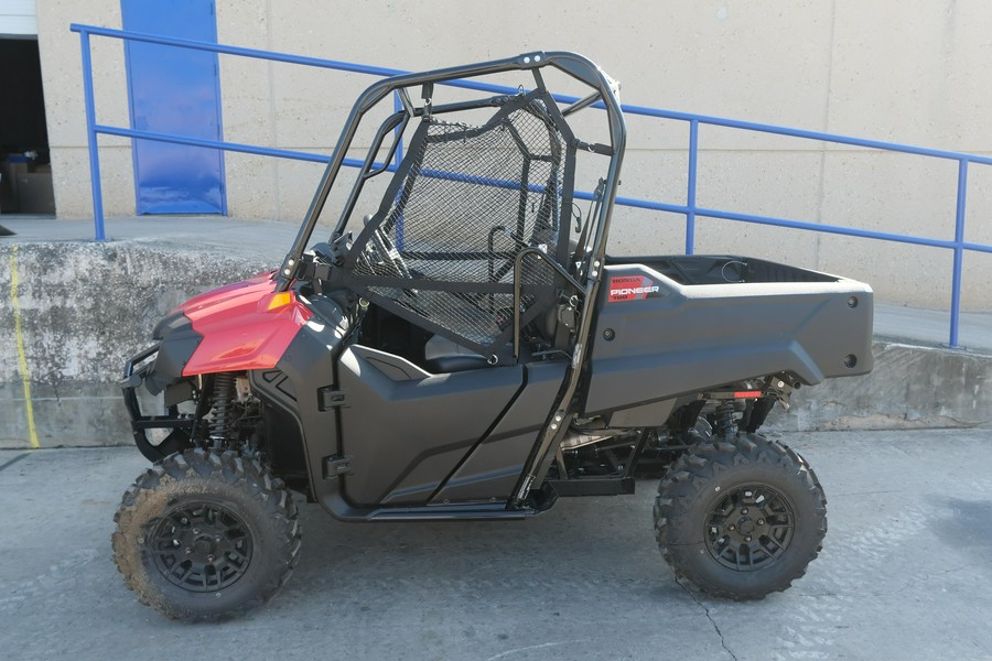 2026 HONDA PIONEER 700 DELUXE
