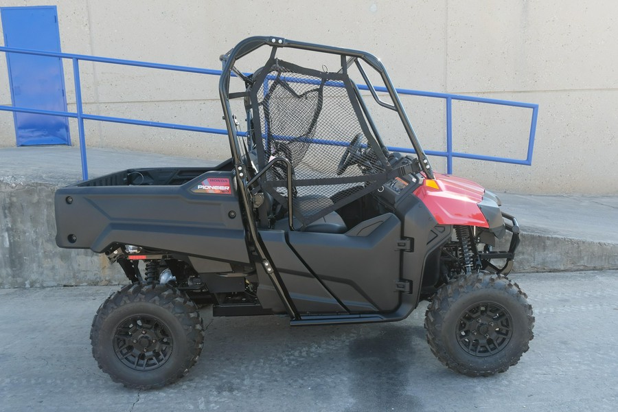 2026 HONDA PIONEER 700 DELUXE