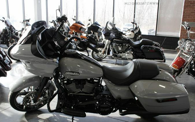 New 2025 Harley-Davidson Road Glide Grand American Touring Motorcycle For Sale In Medina, OH