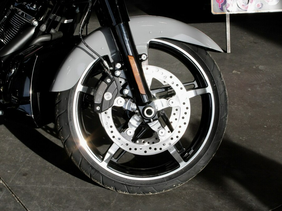 New 2025 Harley-Davidson Road Glide Grand American Touring Motorcycle For Sale In Medina, OH