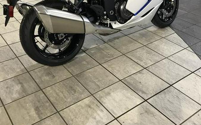 2026 Suzuki GSX1300RRQM6