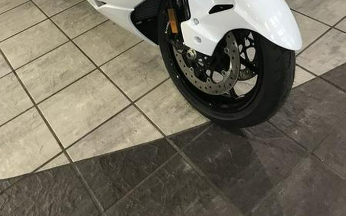2026 Suzuki GSX1300RRQM6