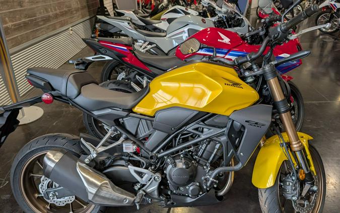 2025 Honda CB300R ABS