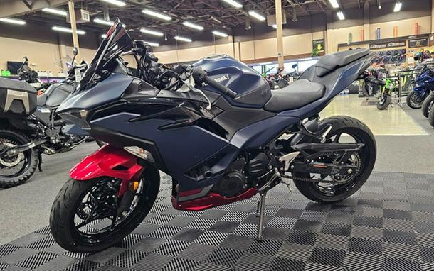 2026 Kawasaki Ninja 500 ABS Metallic Matte Twilight Blue