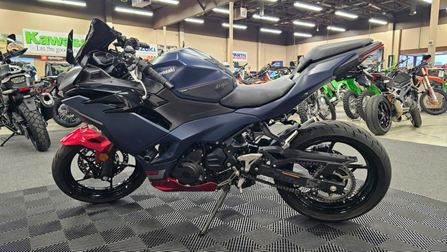 2026 Kawasaki Ninja 500 ABS Metallic Matte Twilight Blue