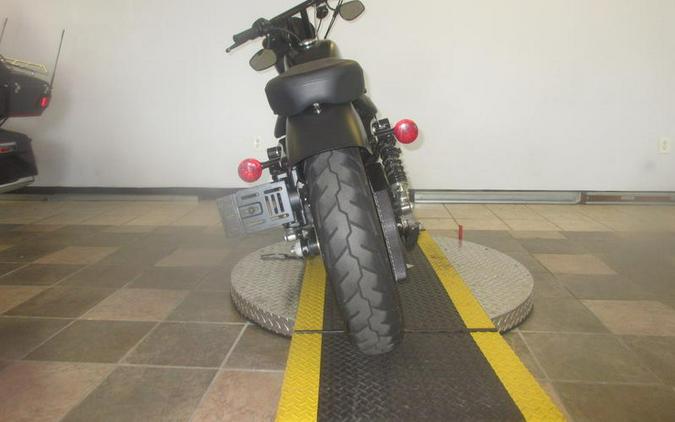 2013 Harley-Davidson® XL883N - Sportster® Iron 883™