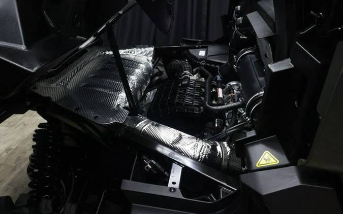 2026 Can-Am Defender MAX X mr HD11 with half-doors