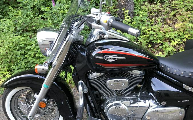 2019 Suzuki Boulevard C50T Glass Sparkle Black