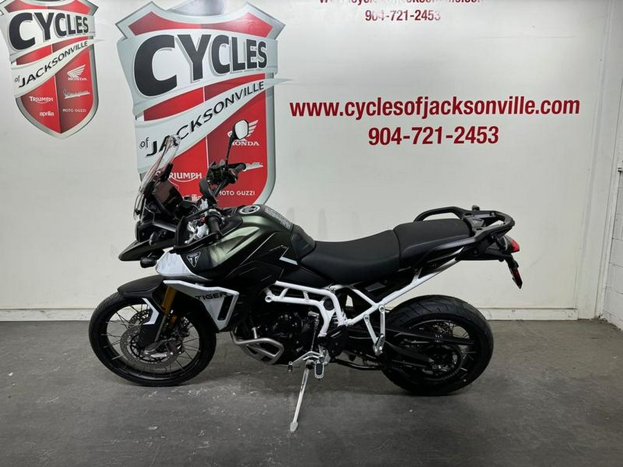 2024 Triumph Tiger 900 Rally Pro Matt Khaki Green / Matt Phantom Black