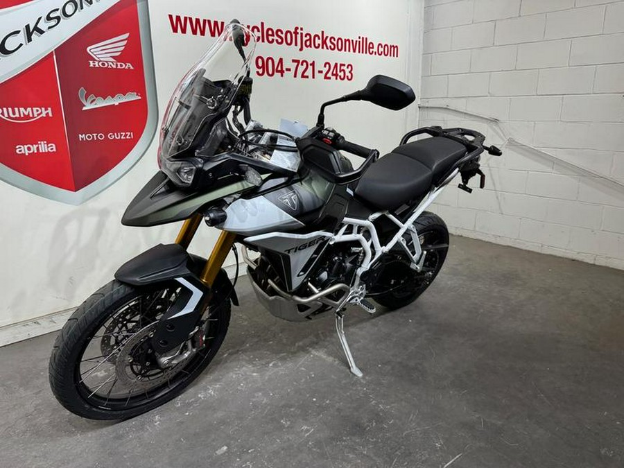 2024 Triumph Tiger 900 Rally Pro Matt Khaki Green / Matt Phantom Black