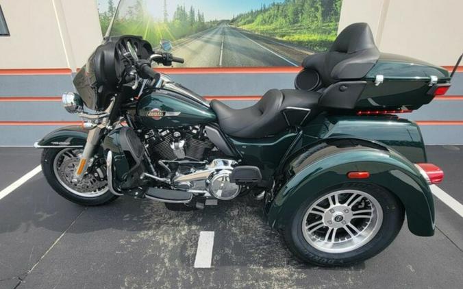 FLHTCUTG 2024 Tri Glide Ultra