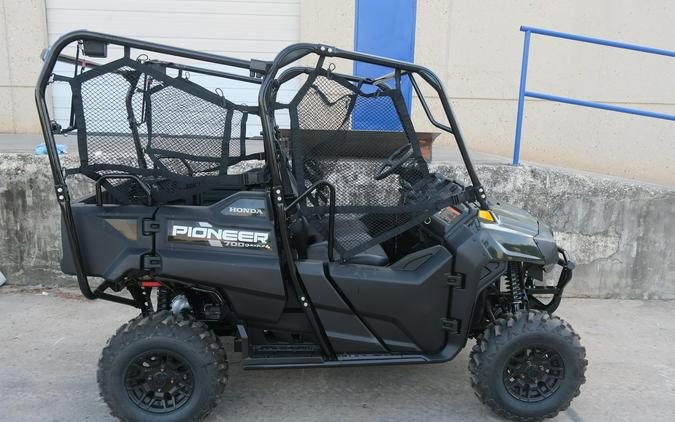 2026 HONDA PIONEER 7004 DELUXE
