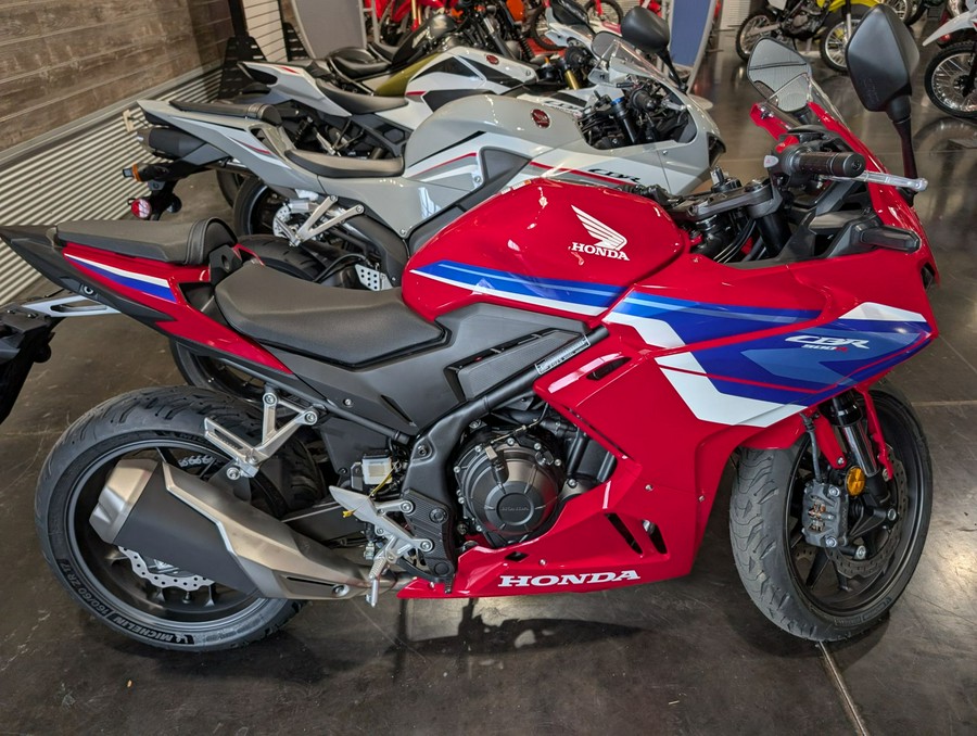 2025 Honda CBR500R