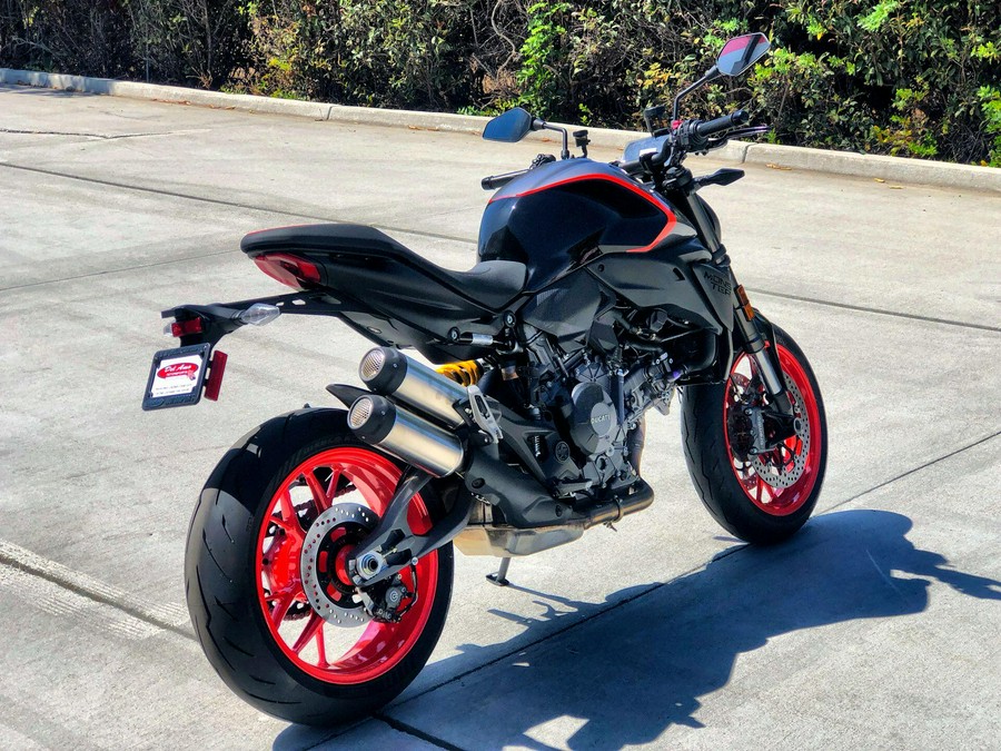 2027 Ducati MONSTER 896