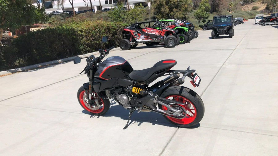 2027 Ducati MONSTER 896