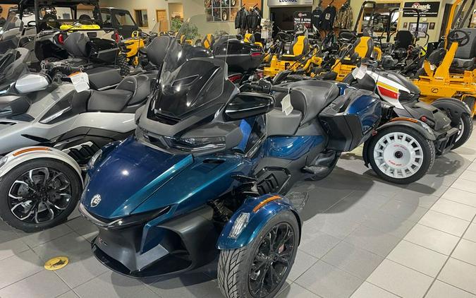 2023 Can-Am Spyder RT