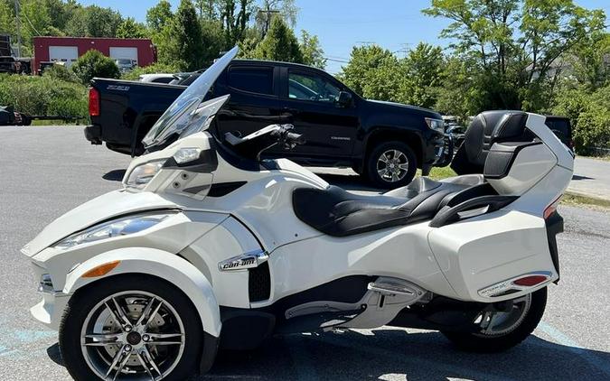 2011 Can-Am® Spyder Roadster RT-Limited