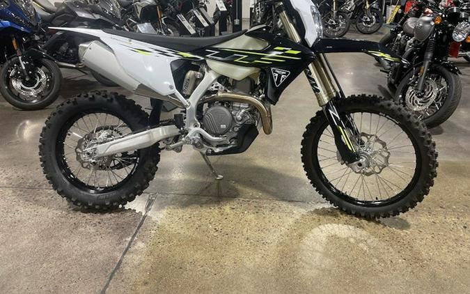 2026 Triumph TF 450-E Jet BlackPure White