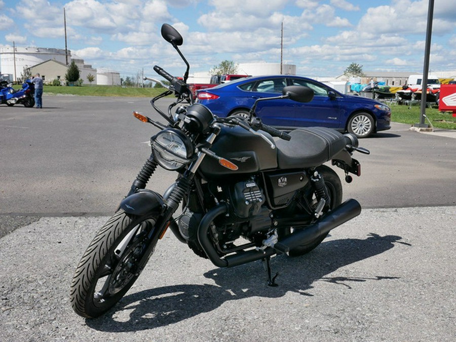 2024 Moto Guzzi V7 Stone