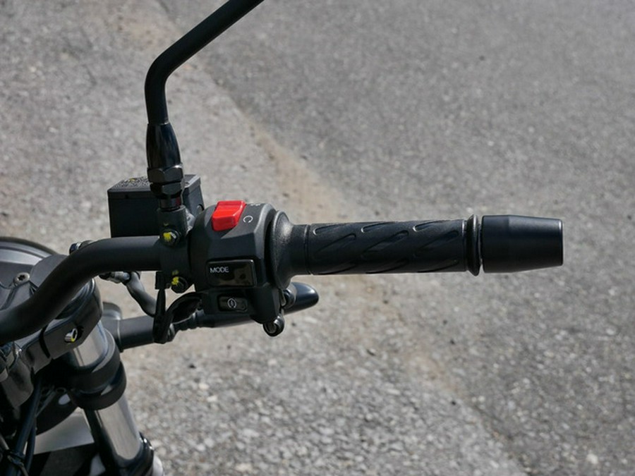 2024 Moto Guzzi V7 Stone