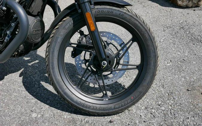 2024 Moto Guzzi V7 Stone