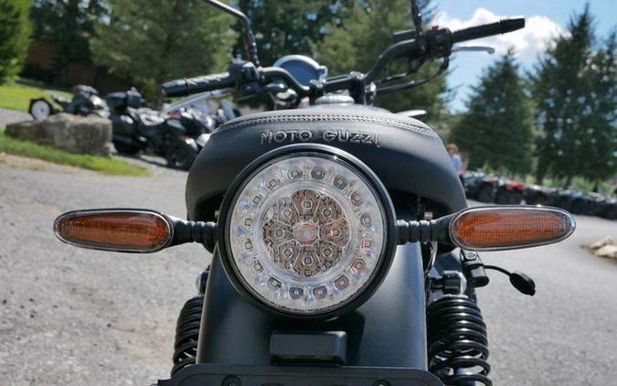 2024 Moto Guzzi V7 Stone