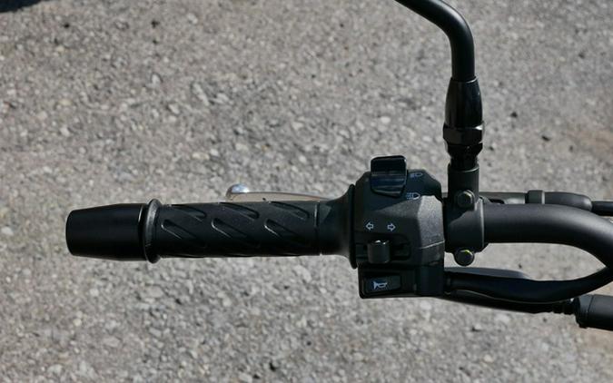 2024 Moto Guzzi V7 Stone