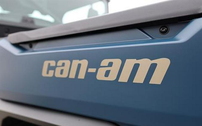 2026 Can-Am Defender XT CAB HD11