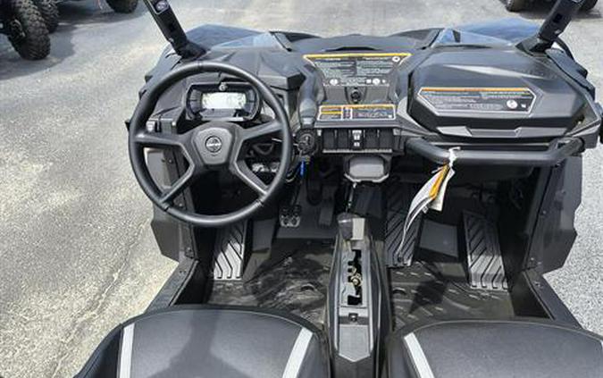 2026 Can-Am Maverick Trail DPS 700