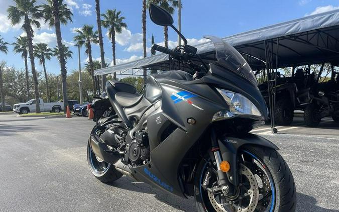 2019 Suzuki GSX-S1000FZ