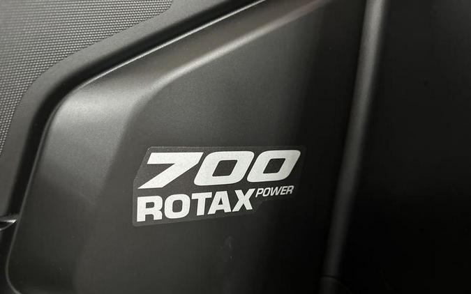 2024 Can-Am® Outlander X mr 700