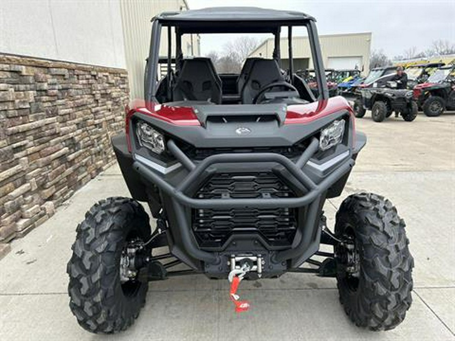 2024 Can-Am Commander MAX XT 700