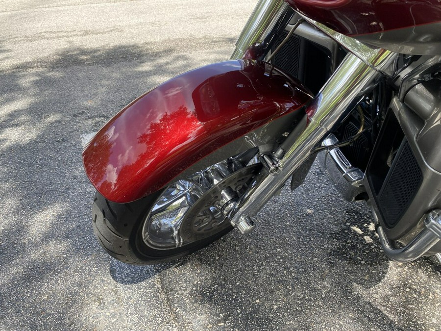 2016 Harley-Davidson CVO Road Glide Ultra