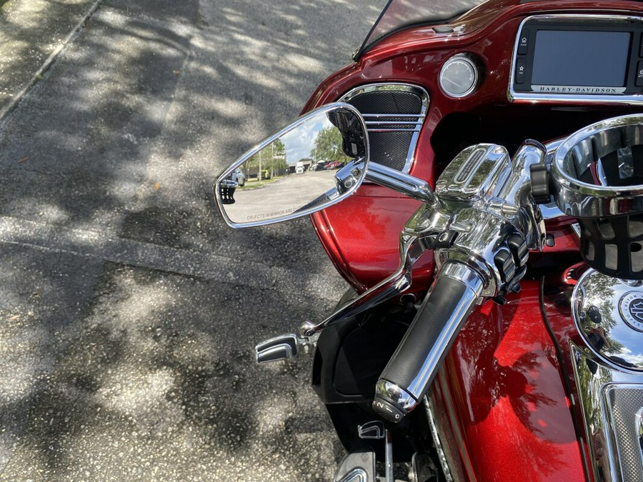 2016 Harley-Davidson CVO Road Glide Ultra