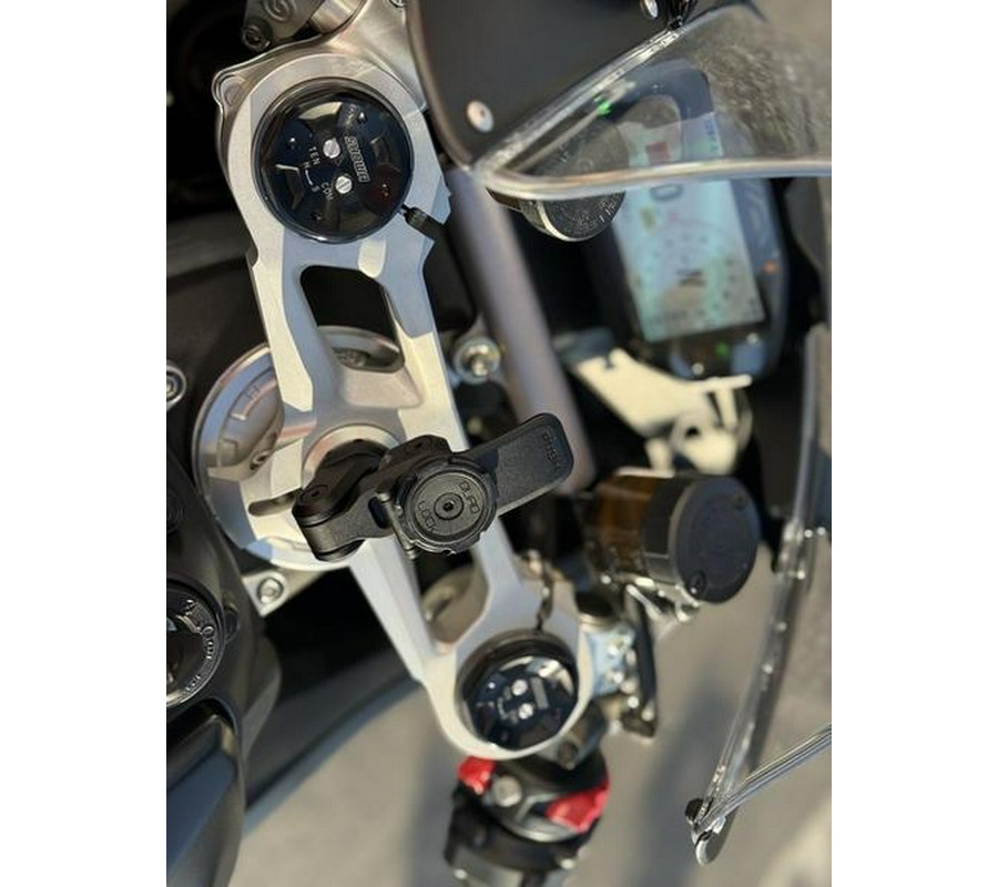 2024 Ducati Panigale V2 Black on Black