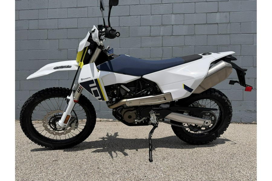 2027 701 Enduro - Husqvarna Motorcycles
