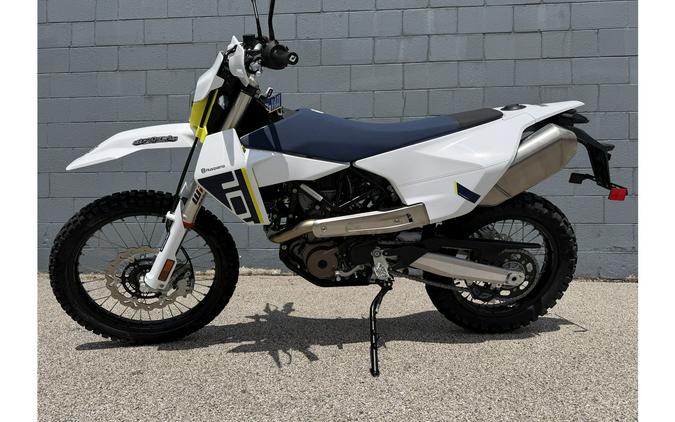 2027 701 Enduro - Husqvarna Motorcycles