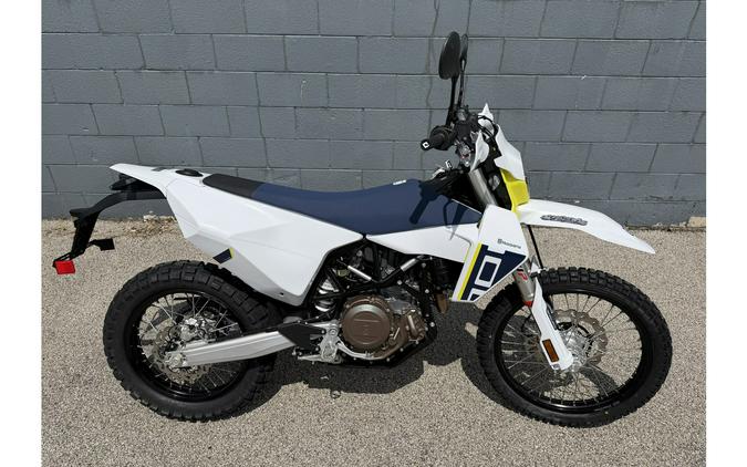 2027 701 Enduro - Husqvarna Motorcycles