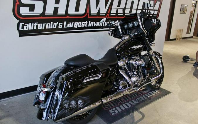 2017 Harley-Davidson® FLHXS - Street Glide® Special