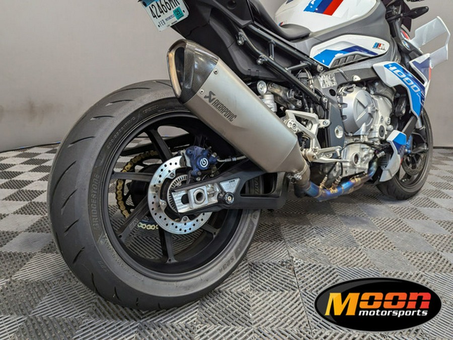 2023 BMW M 1000 R Light WhiteM Motorsport