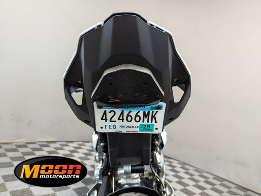 2023 BMW M 1000 R Light WhiteM Motorsport