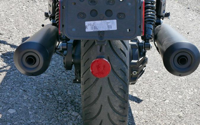 2024 Moto Guzzi V7 Stone